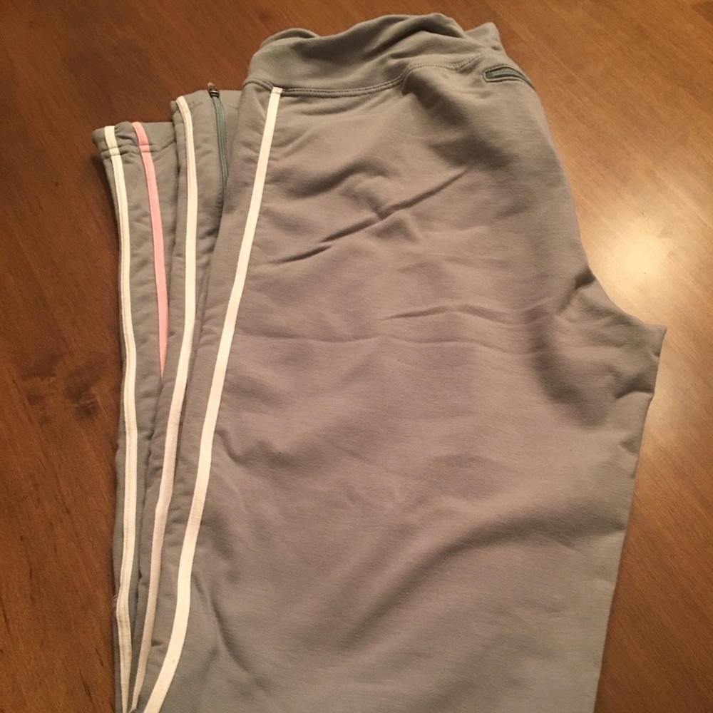 Nike workout pants
